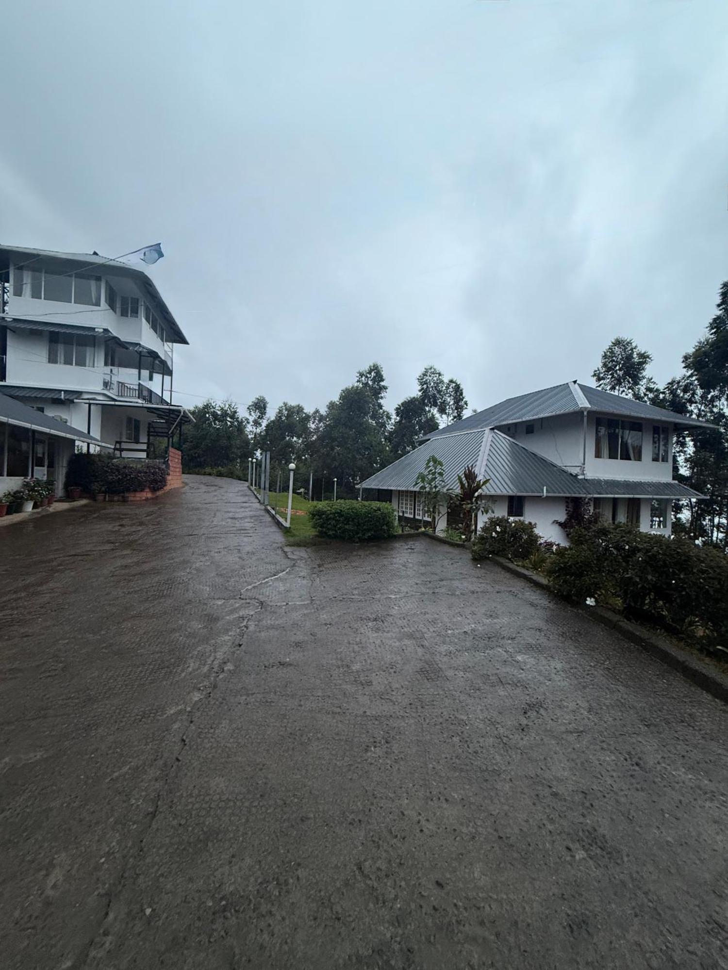 Hotel Honey Rock Kanthalloor Exteriér fotografie